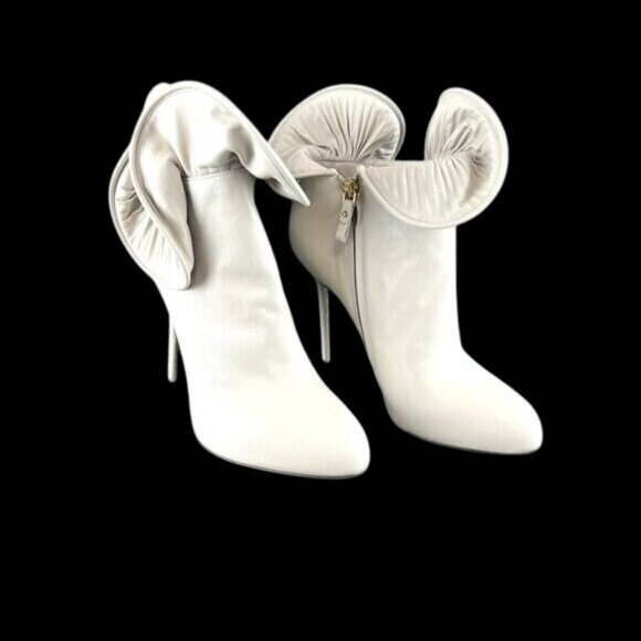 Sergio Rossi 9 Booties Leather Ruffle Luxury Cream High Heel Fairy Core Designer - Picture 2 of 16